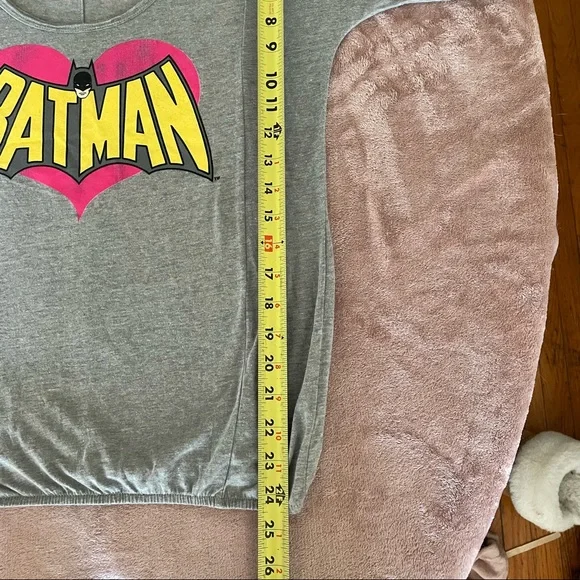 Batman Top. DC Comics Originals - Picture 6 of 12